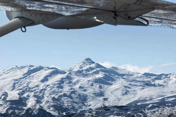 20 minute Queenstown Scenic Flight - Pinot Noir country from above