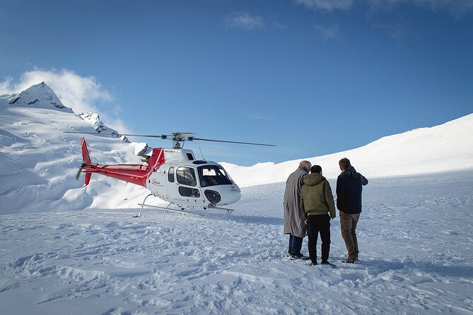 50-Minute Glacier Explorer & Earnslaw Burn Flight, Queenstown - Seeing Skippers Canyon from above
