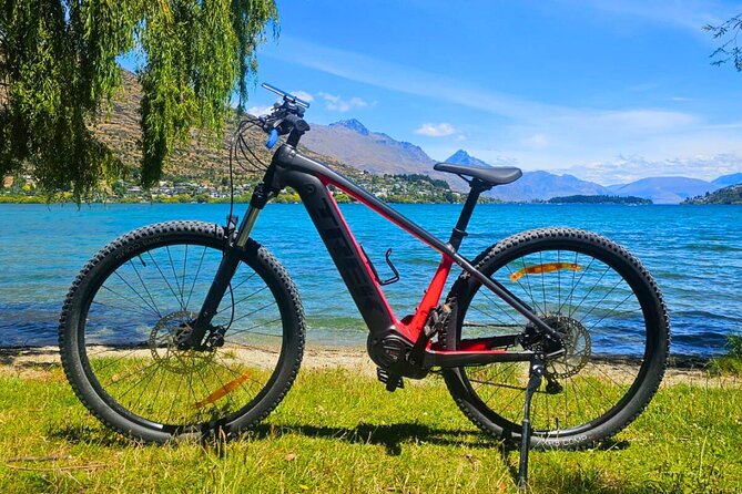 Arrowtown to Queenstown Bike Tour with Shuttle - The shuttle from Queenstown to Arrowtown