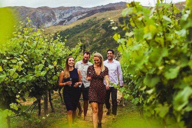 Award Winning Premium Wine Tour Queenstown Tasting at 4 Wineries - The guides shape the day more than the wine list