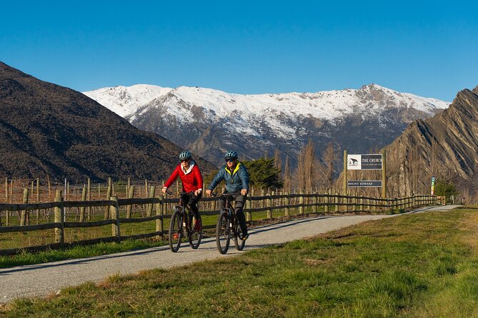 Bike The Wineries (1/2 Day) - Quick Pedal to Pinot - Gibbston Tavern for pizza and a proper break