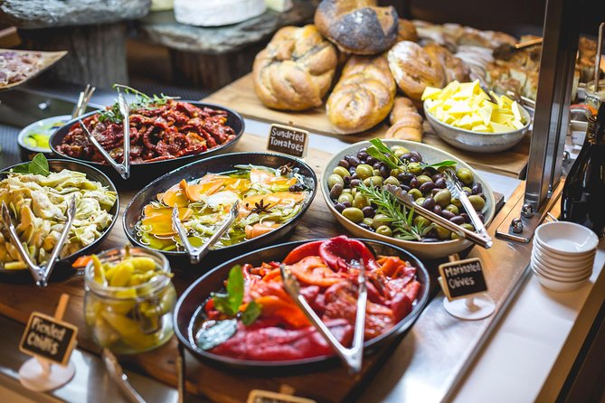Dinner at Walter Peak High Country Farm and Cruise from Queenstown - How the four-hour schedule feels