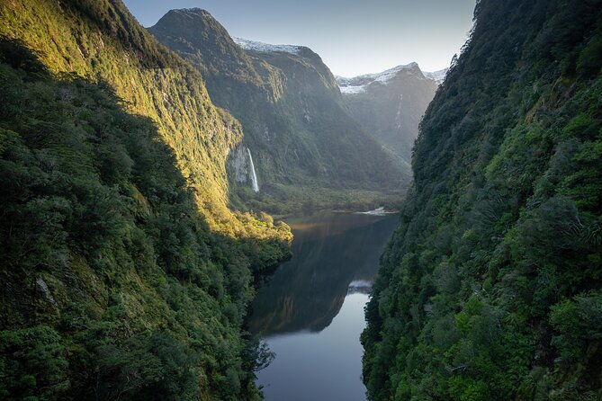 Discover Doubtful Sound // Helicopter Scenic Flight from Te Anau - Flying into Patea Doubtful Sound