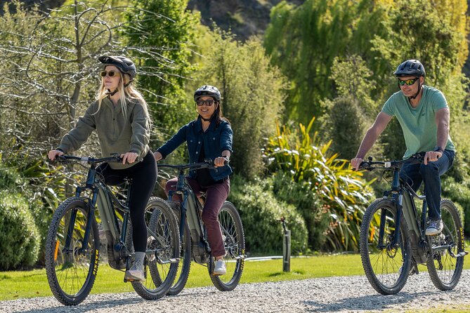 E-Bike Adventures Through the Wineries in Gibbston - Entering Gibbston Valley wine country