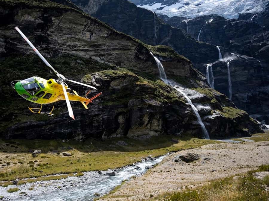 Earnslaw Burn Glacier & Waterfalls | 45 mins from Glenorchy - Landing in the Earnslaw Burn basin