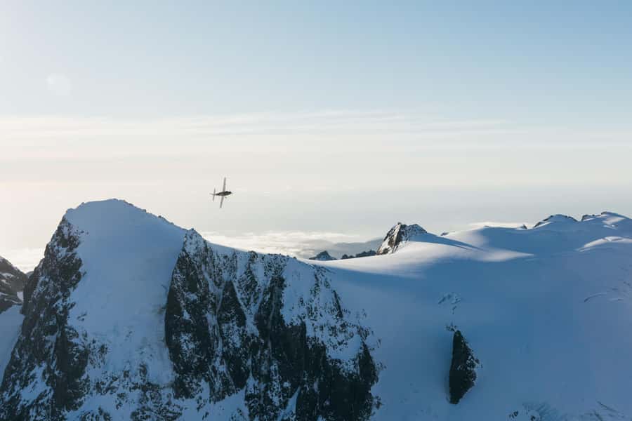 From Queenstown: Franz Josef Glacier Hike & Scenic Flight - One hour over the Southern Alps