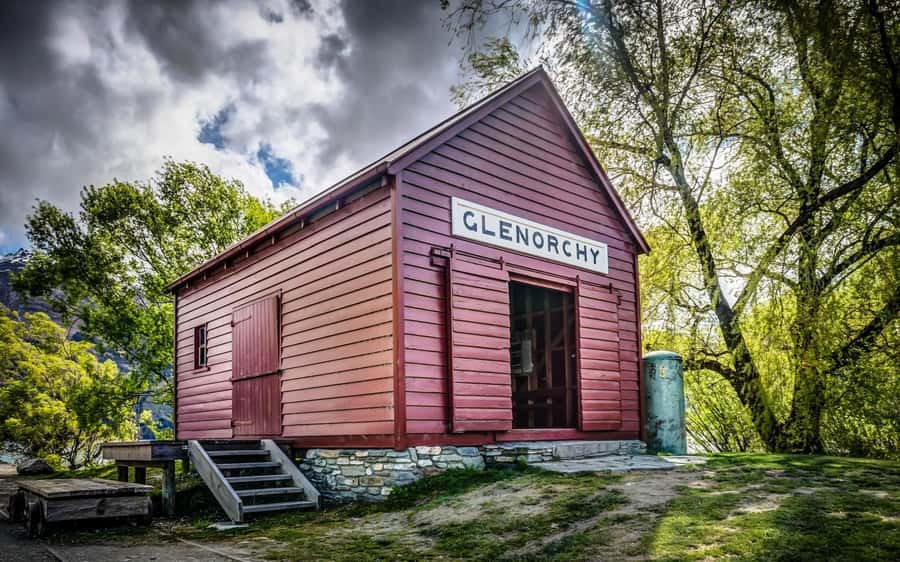 From Queenstown: Lord Of The Rings Tour to Glenorchy - What the four-and-a-half-hour schedule feels like
