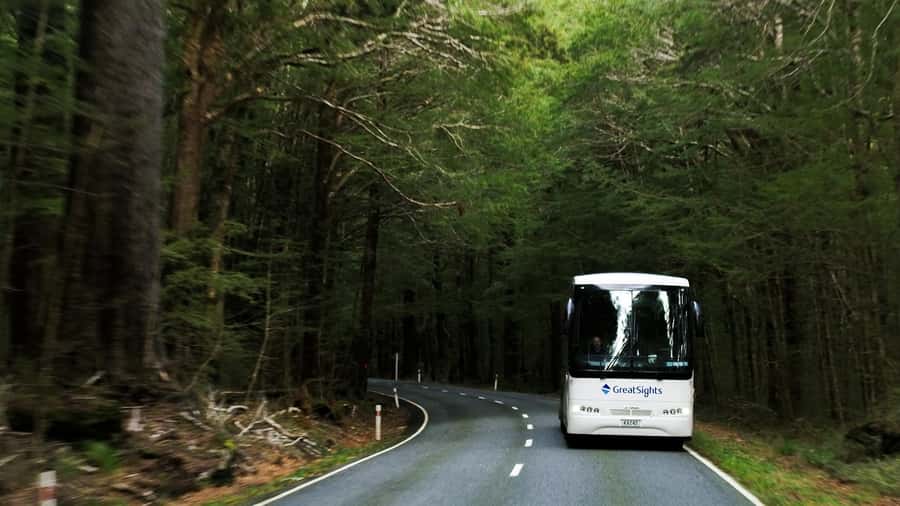 From Queenstown: Scenic One-Way Tour to Franz Josef - Leaving Queenstown and reaching the first lakes