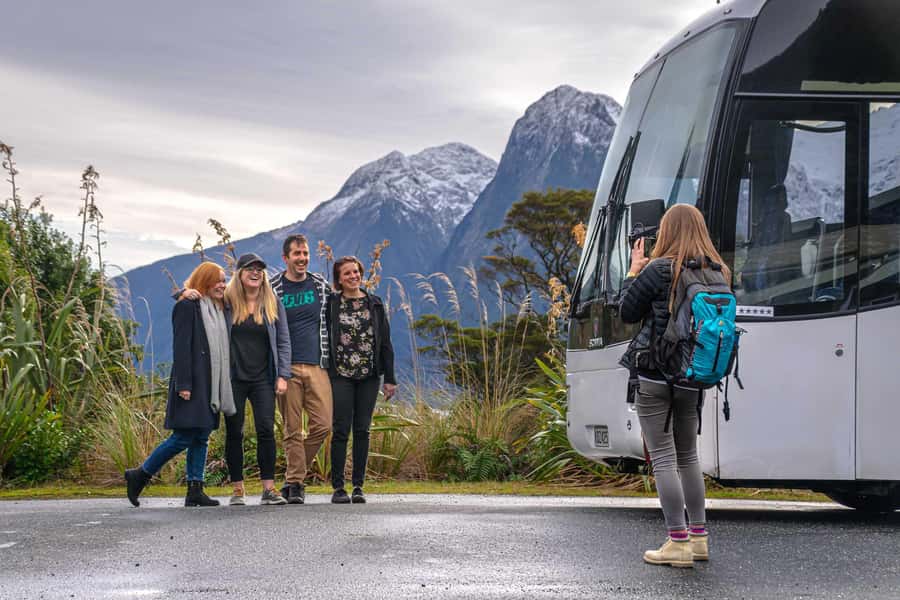 From Te Anau: Milford Sound Coach Tour and Cruise - Photo stops that make the coach ride worthwhile