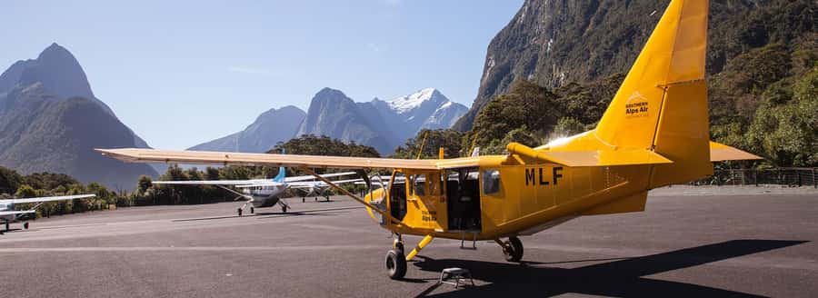 From Wanaka: Milford Sound Flight with Landing & Glaciers - Lake Wanaka and Mt. Aspiring from the air