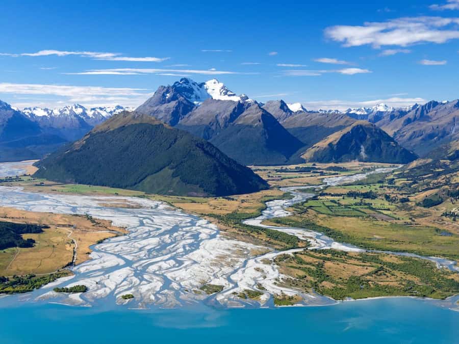 Glenorchy: 25-30 Minute Snow Landing Helicopter Experience - A pilot’s view adds more than scenery