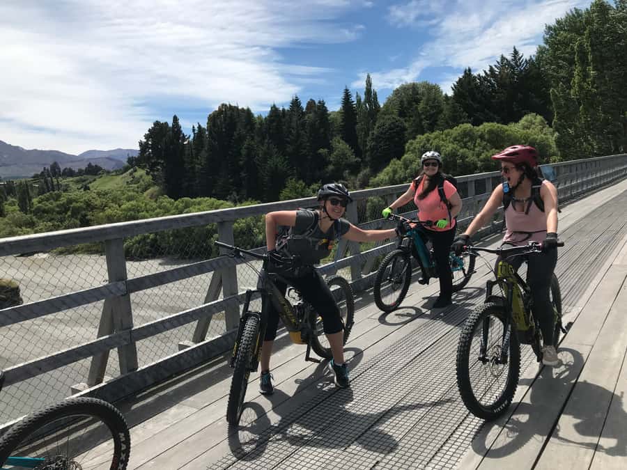 Guided Scenic E-bike Tour - Ride to the Lake - Stories, Maori legends, and the value of a local guide