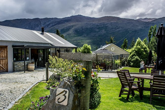 Hop on Hop off Wine Tours Queenstown - What the €51.08 price really covers