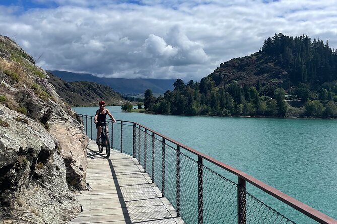Lake Dunstan Cycleway Bike Rental And Return Shuttle - Let the information boards add meaning