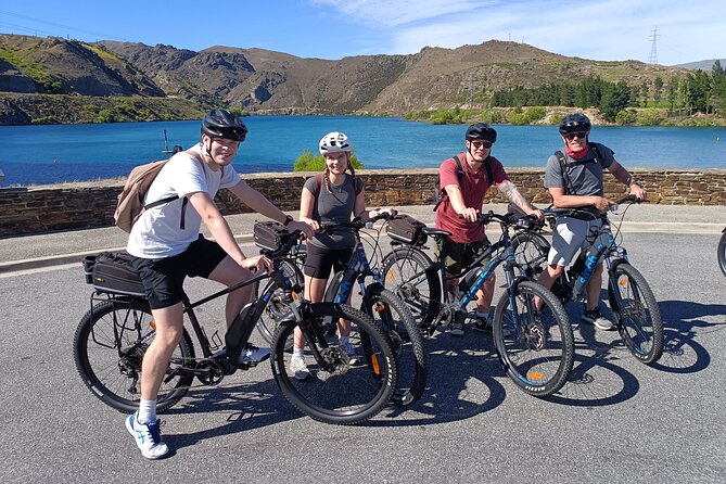 Lake Dunstan Cycleway Bike Rental With Return Luxury Shuttle - E-bike assistance and the 42-kilometre distance