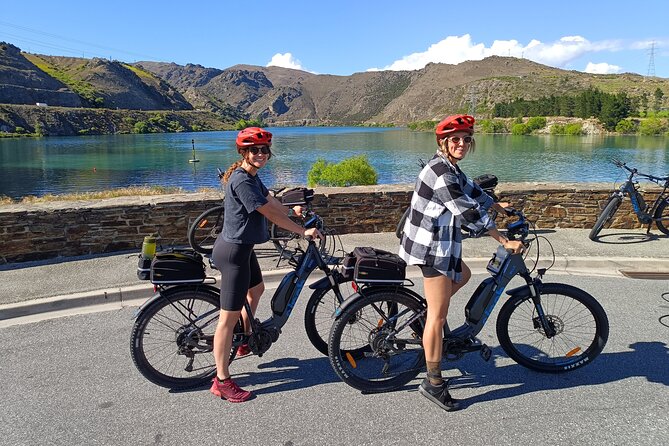Lake Dunstan Cycleway Bike Rental With Return Luxury Shuttle - Starting at The Junction Lookout in Cromwell