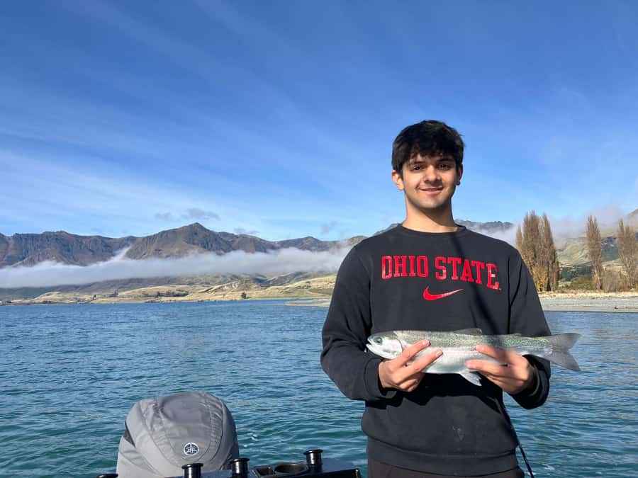 Lake Wakatipu: 3 Hour Fishing Adventure by Boat - Choosing morning, afternoon, or evening