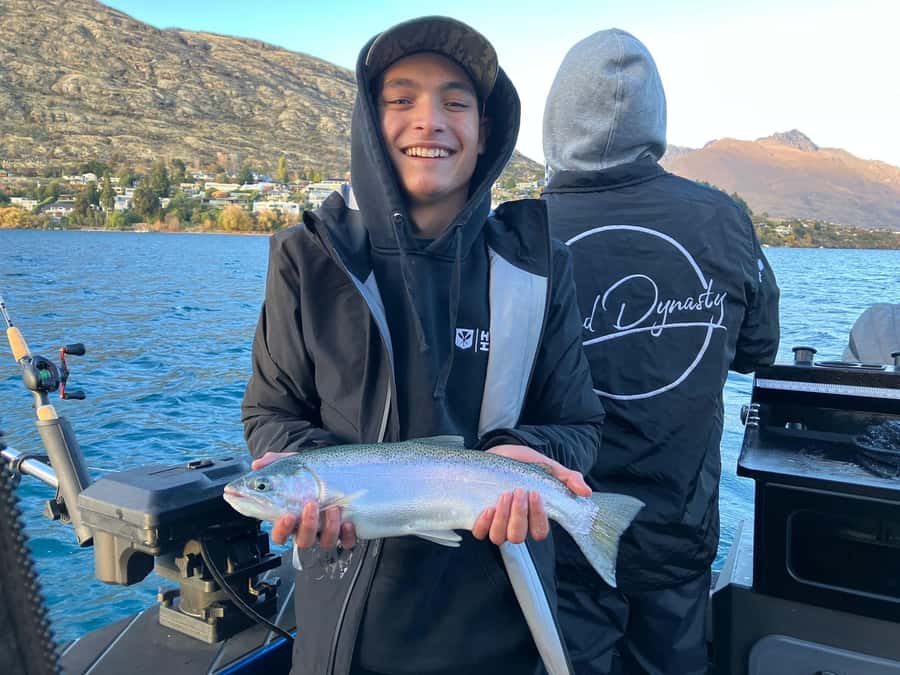 Lake Wānaka: 3 hour Fishing Adventure by Boat - Booking flexibility and simple planning