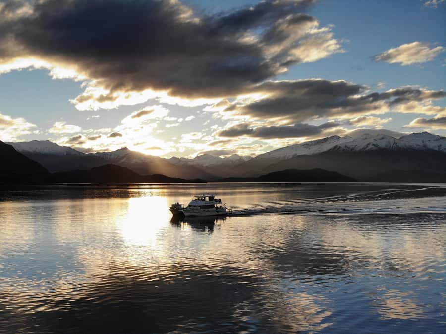 Lake Wanaka Happy Hour Cruise - How the One-Hour Schedule Works for Your Day
