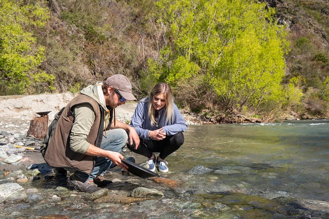 Lord of the Rings 4WD Tour from Queenstown (half day) - Arrow River, historic tracks, and gold panning