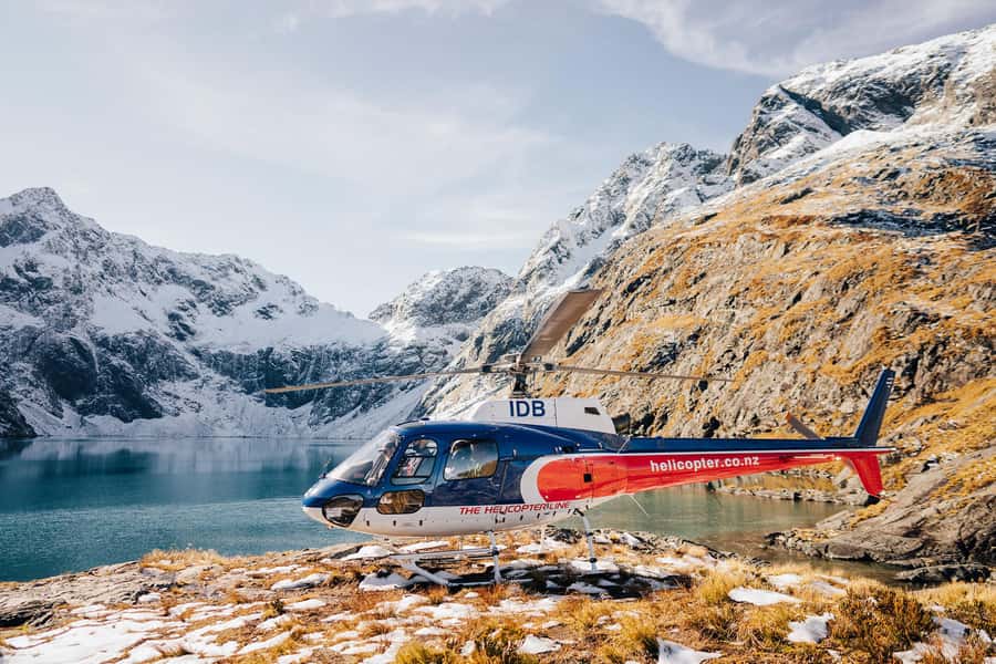 Milford Sound: 1.5-Hour Helicopter Tour with Two Landings - Why Milford Sound looks different from a helicopter