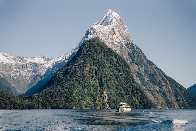 Milford Sound Coach, Cruise and Flight Sightseeing Tour from Queenstown - What the guides add to a very long day