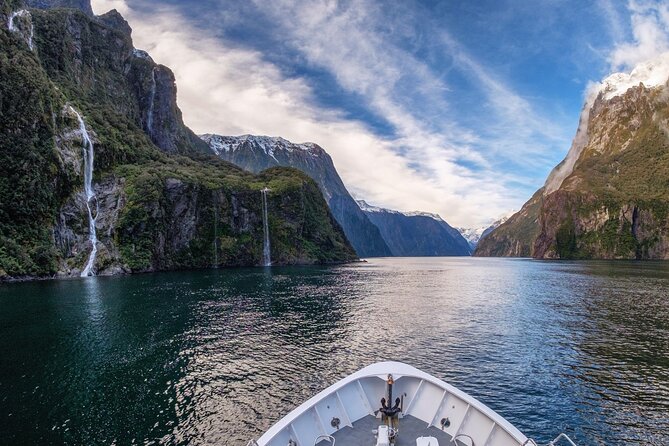 Milford Sound Coach & Cruise ex Te Anau Stunning Views with Lunch - The Homer Tunnel marks the final approach