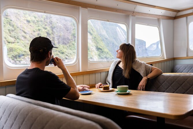 Milford Sound Cruise - RealNZ - How weather changes the experience
