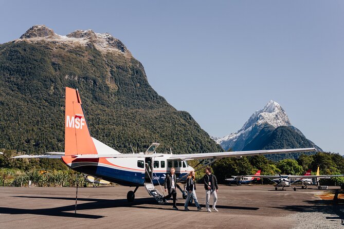 Milford Sound Cruise with Round-Trip Flights from Queenstown - A different route back over the Southern Alps