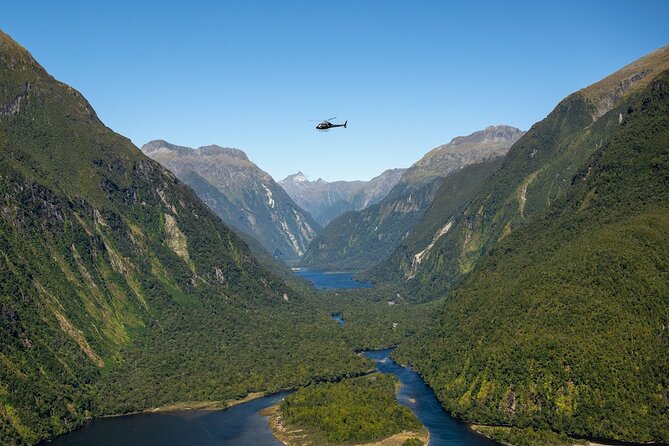 Milford Sound Earnslaw Burn Helicopter Tour from Queenstown - The first landing in remote Fiordland