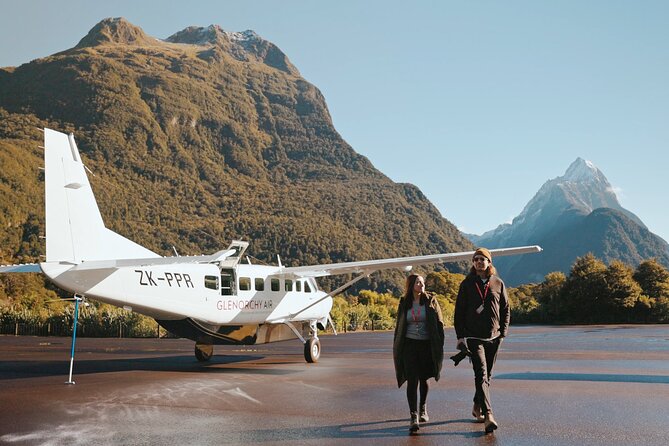 Milford Sound Fly Explore Fly ex Queenstown by Glenorchy Air - Glenorchy, the Dart Valley, and the glacier country