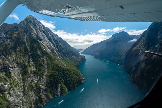 Milford Sound Glacier Flight & Cruise from Wanaka - The trip at a glance