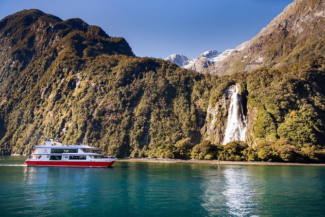 Milford Sound Grand Tour Helicopter Scenic Flight Departing from Milford Sound - Tutuko Glacier and the snow landing