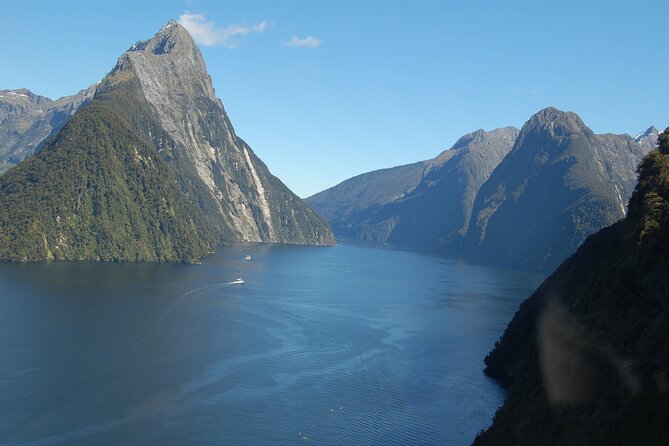Milford Sound Helicopter Flight and Cruise from Queenstown - Weather, comfort, and the practical details