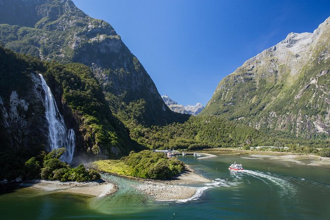 Milford Sound Nature Cruise with Southern Discoveries - Checking in at the Milford Sound Visitor Centre