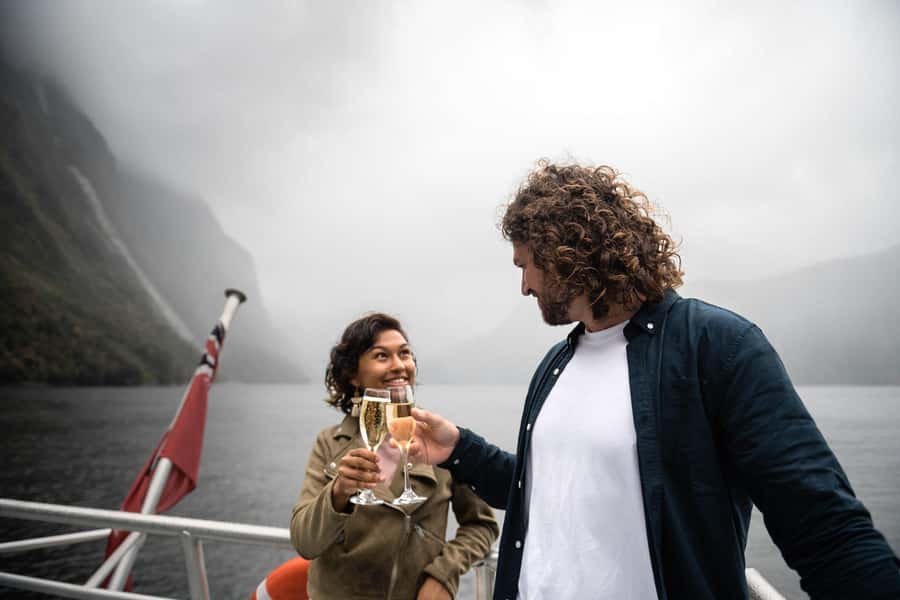 Milford Sound: Premium Small Group Cruise with Canape Lunch - Why the MV Sinbad changes the Milford Sound experience