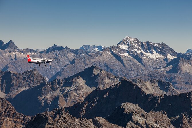 Milford Sound Scenic Flight from Queenstown - Returning by a different route