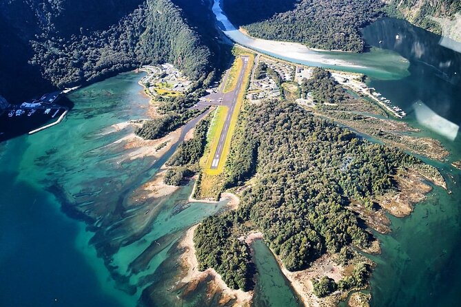 Milford Sound Scenic Flyover ex Queenstown - What the flight feels like for different types of visitors