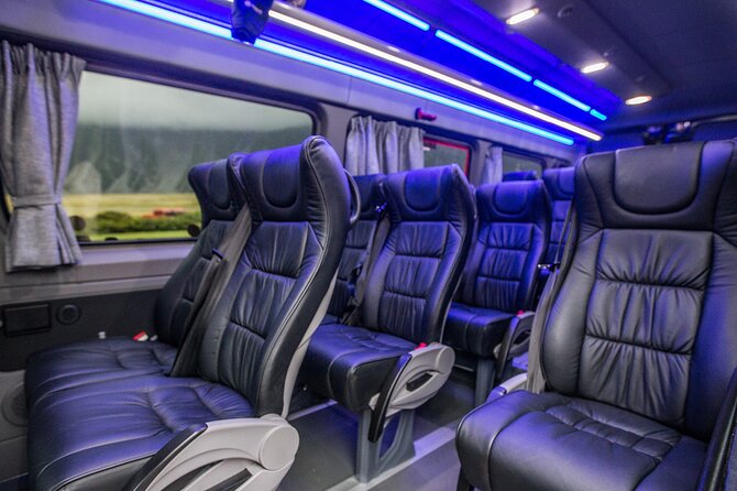 Milford Sound Small Group Tour, Cruise & Picnic Lunch - Te Anau, the gateway to Fiordland