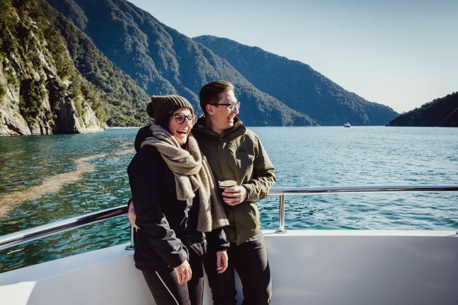 Milford Sound: Waterfalls, Wildlife, and Rainforest Cruise - Getting the best views and photographs
