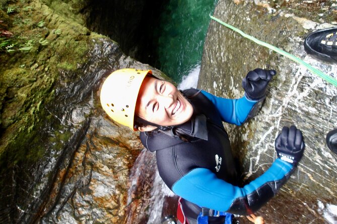 Mt Aspiring Full Day Canyon ex Queenstown or Wanaka - The guide’s role and the small-group advantage