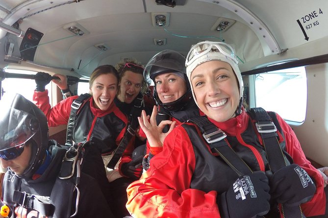 NZONE Skydive Queenstown - The free fall and parachute ride