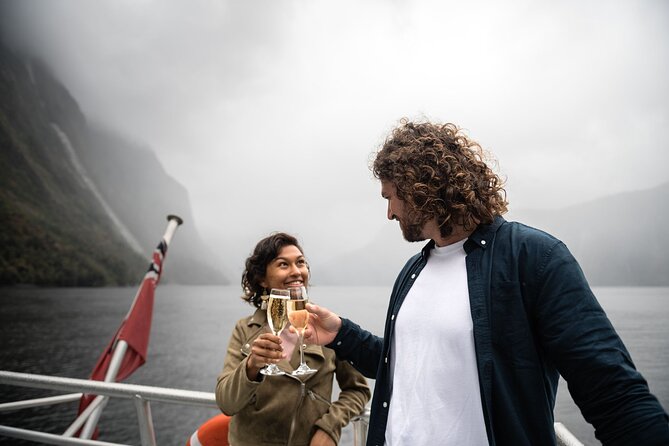 Premium Milford Sound Cruise Including Lunch - Along the full length of the fjord