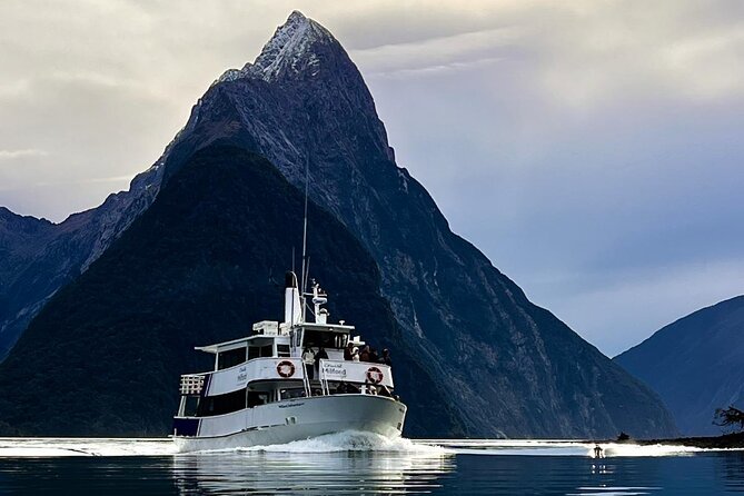 Premium Milford Sound Tour, Cruise & Lunch from Te Anau - Key points to know