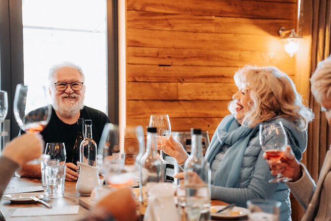 Private Central Otago Wine tasting Tour with Gourmet Lunch. - Cromwell turns lunch into a central event