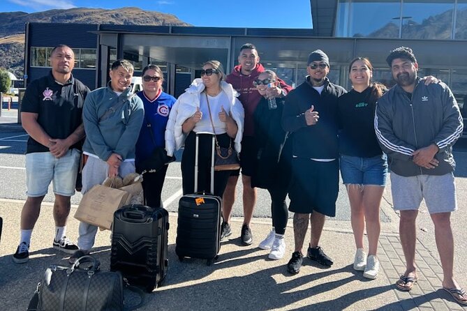 Private Queenstown Airport to Hotel Transfers - A private start to your Queenstown stay