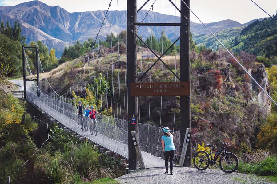 Queenstown: Arrowtown To Queenstown Biking Adventure - From Queenstown to Arrowtown by shuttle