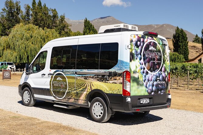 Queenstown Classic Wine Tour: 3 Winery Visits, Cave Tour & Cheese - Why this half-day tour works in Queenstown