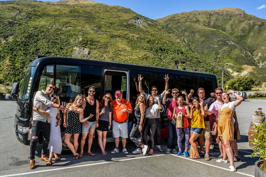 Queenstown & Gibbston Valley: Hop-On Hop-Off Wine Tours - Who should book this tour?