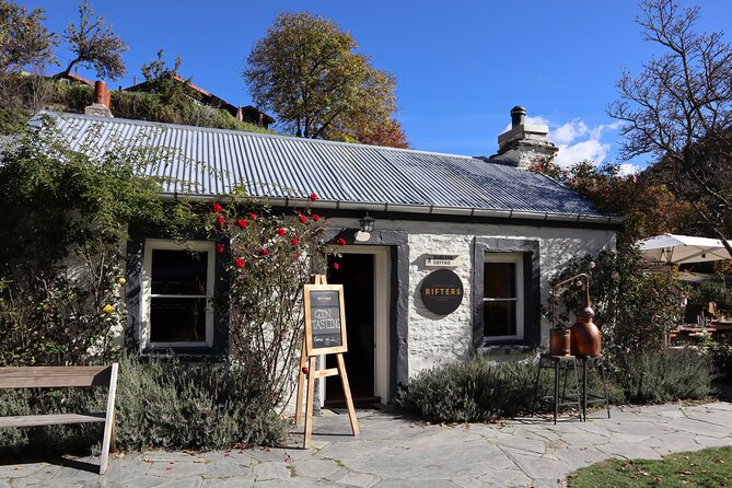 Queenstown Gin, Wine & Beer Tour | Adults Only - Amisfield and the final wine tasting